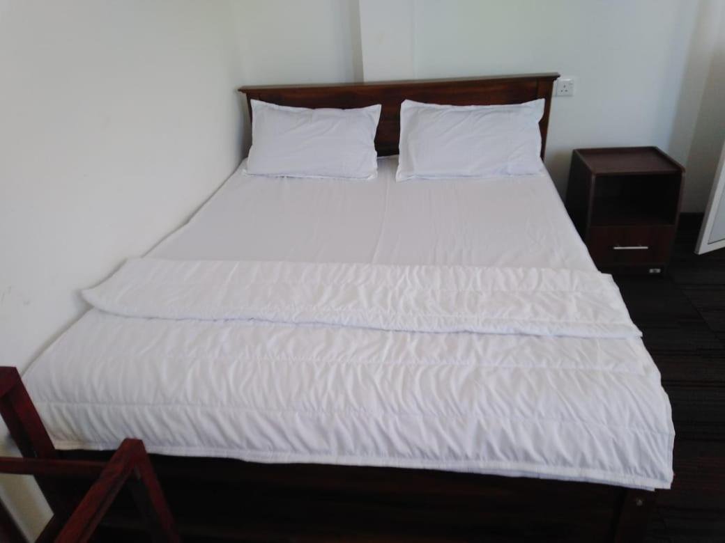 Frosty Heaven Guest House Нувара-Элия Экстерьер фото