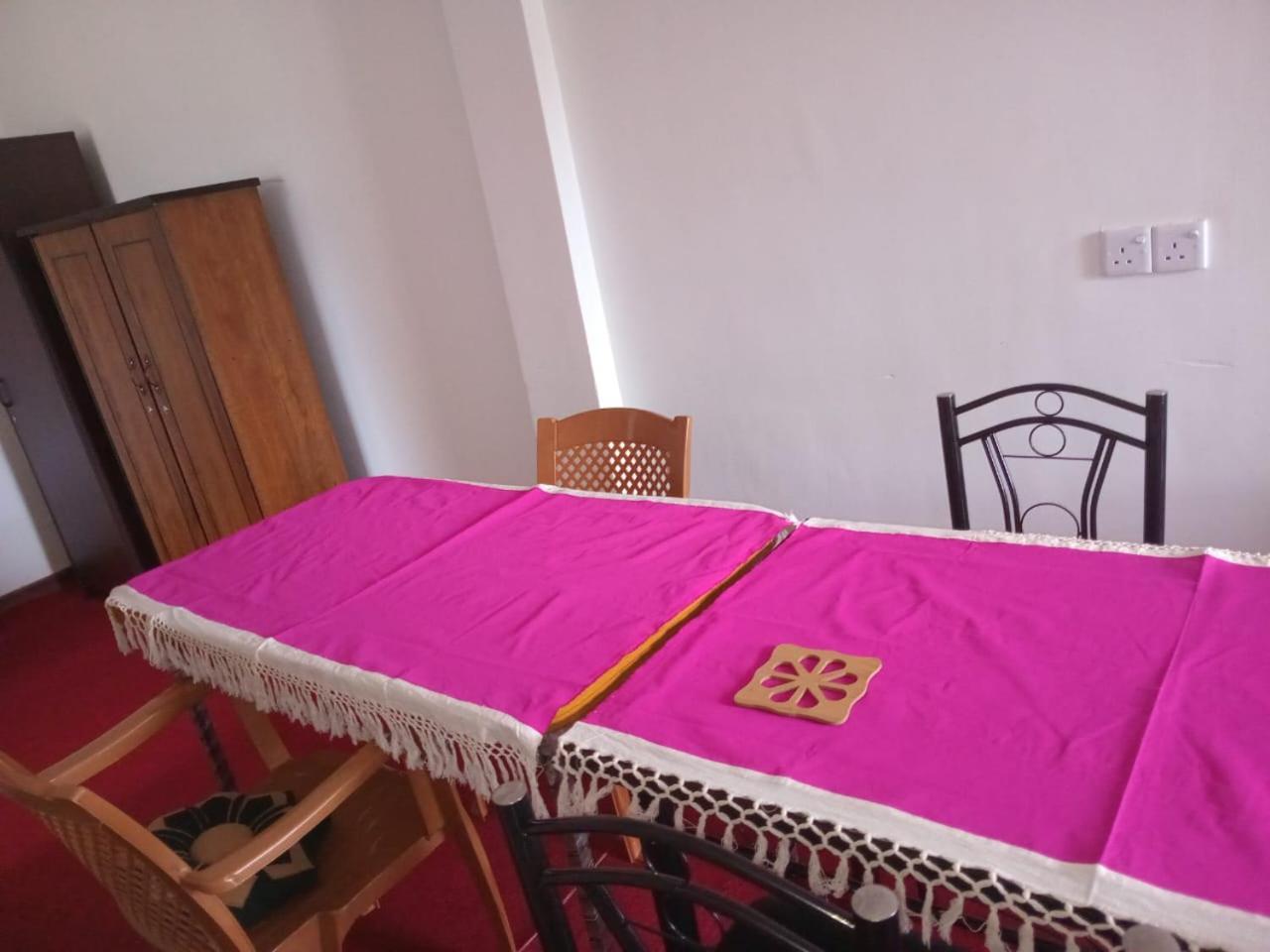 Frosty Heaven Guest House Нувара-Элия Экстерьер фото